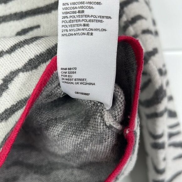 Anthropologie Mock Neck Gray Zebra Print Sweater Size Small - Picture 13 of 16